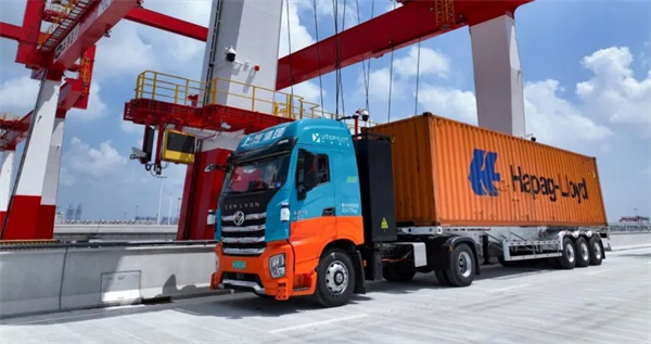 斩获两张L4级“沪牌”，上汽为什么成为世界人工智能大会收获最多的企业？