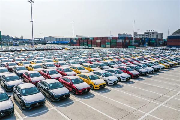 上汽何以成为中国车企出海的“老船长”？