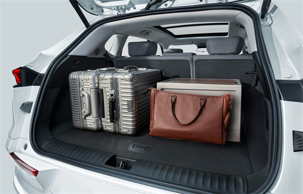 新别克纯电E5焕新上市，一口价14.99万元起